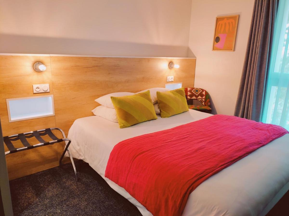 Hotel Le Collonges Tv Connecte Wifi Netflix Бриве-ла-Гаилларде Экстерьер фото