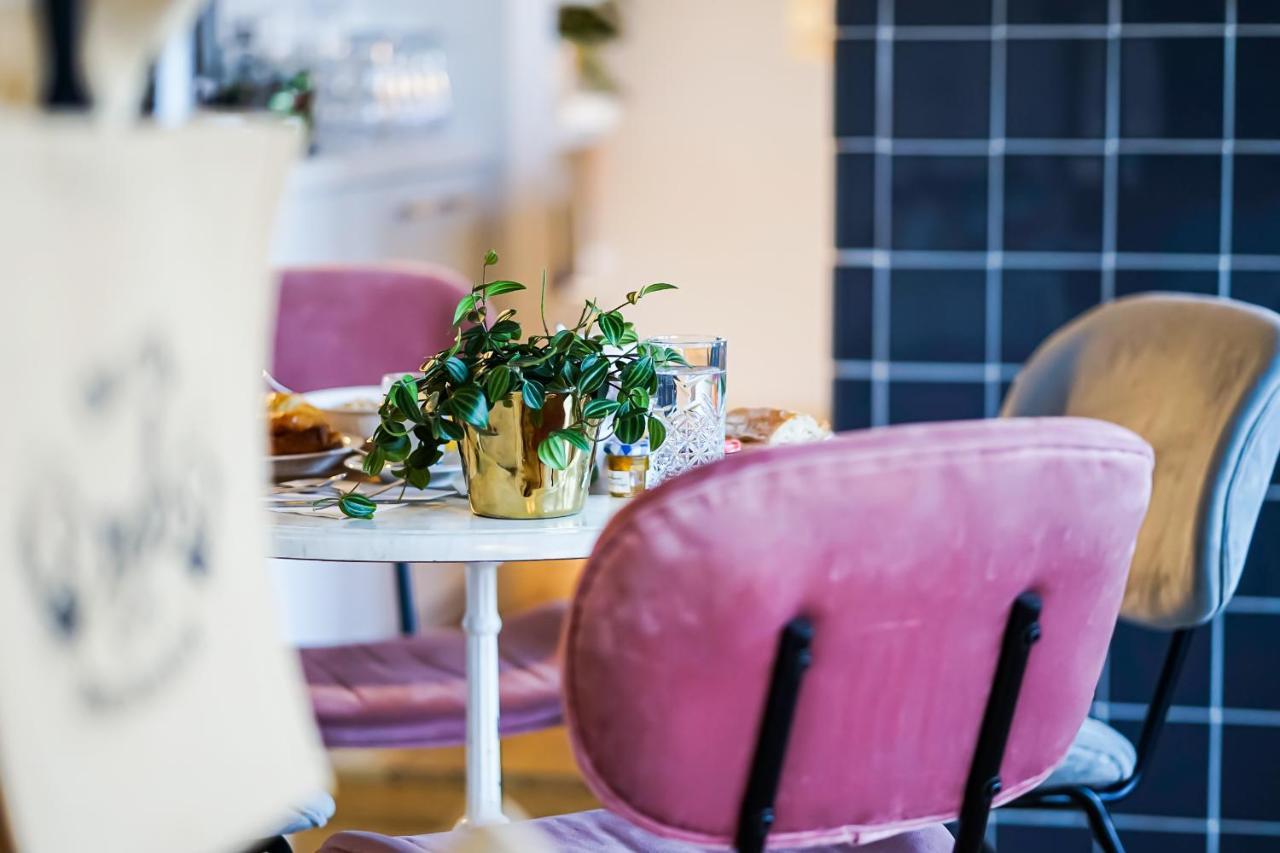 Hotel Le Collonges Tv Connecte Wifi Netflix Бриве-ла-Гаилларде Экстерьер фото